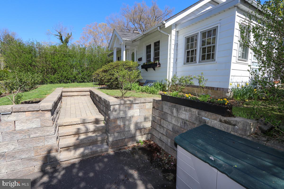 2525 Walton Road Huntingdon Valley, PA 19006 - Photo 4 of 43