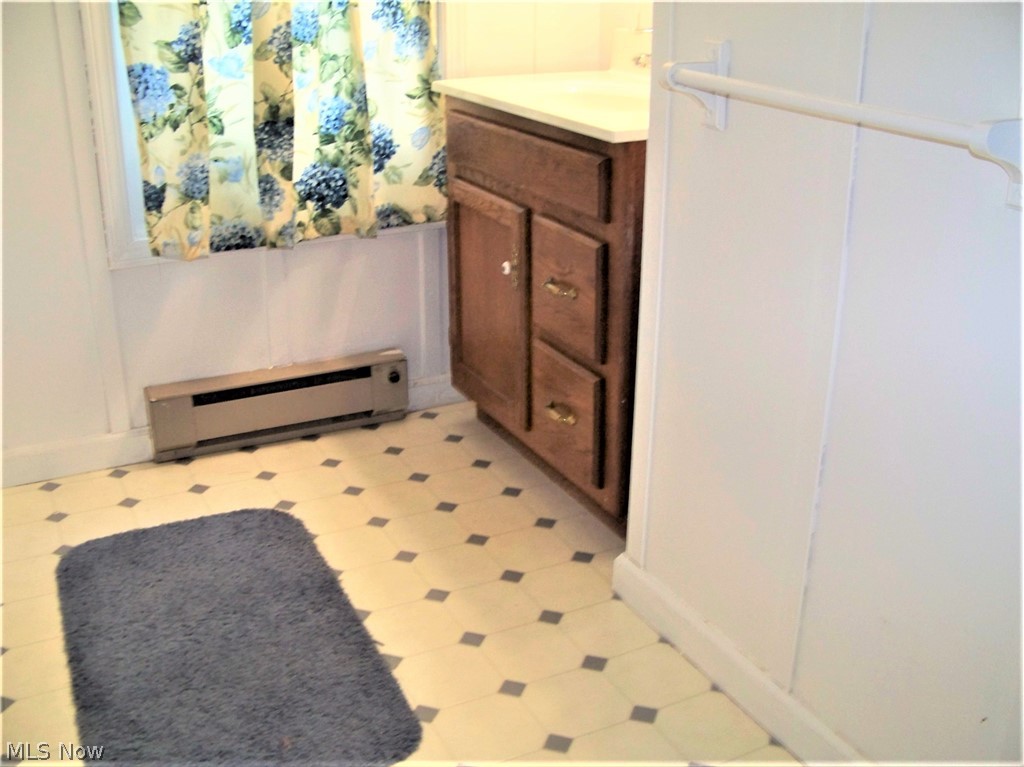 55 Center Road Bedford, OH 44146 - Photo 28 of 34 A portion of the bath upstairs