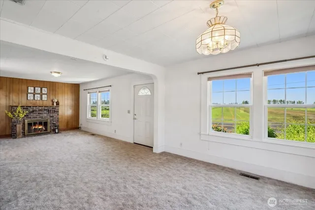 $680,000 | 23508 Sumner Buckley Highway, Buckley, WA 98321