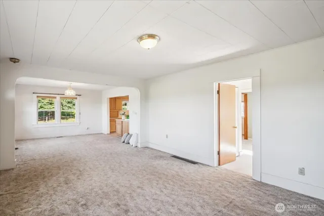 $680,000 | 23508 Sumner Buckley Highway, Buckley, WA 98321