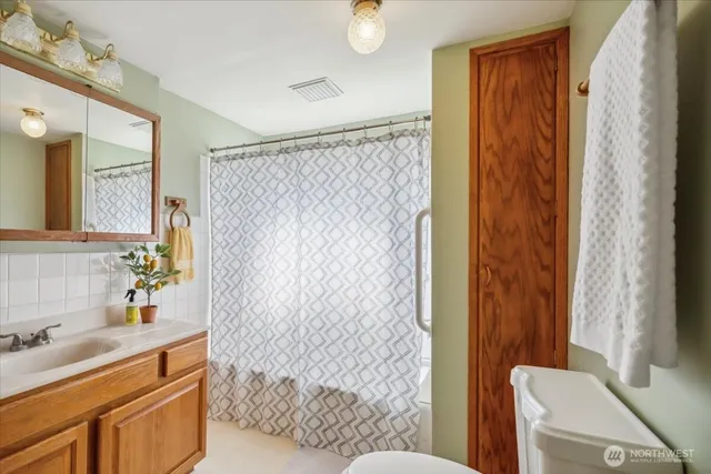 $680,000 | 23508 Sumner Buckley Highway, Buckley, WA 98321