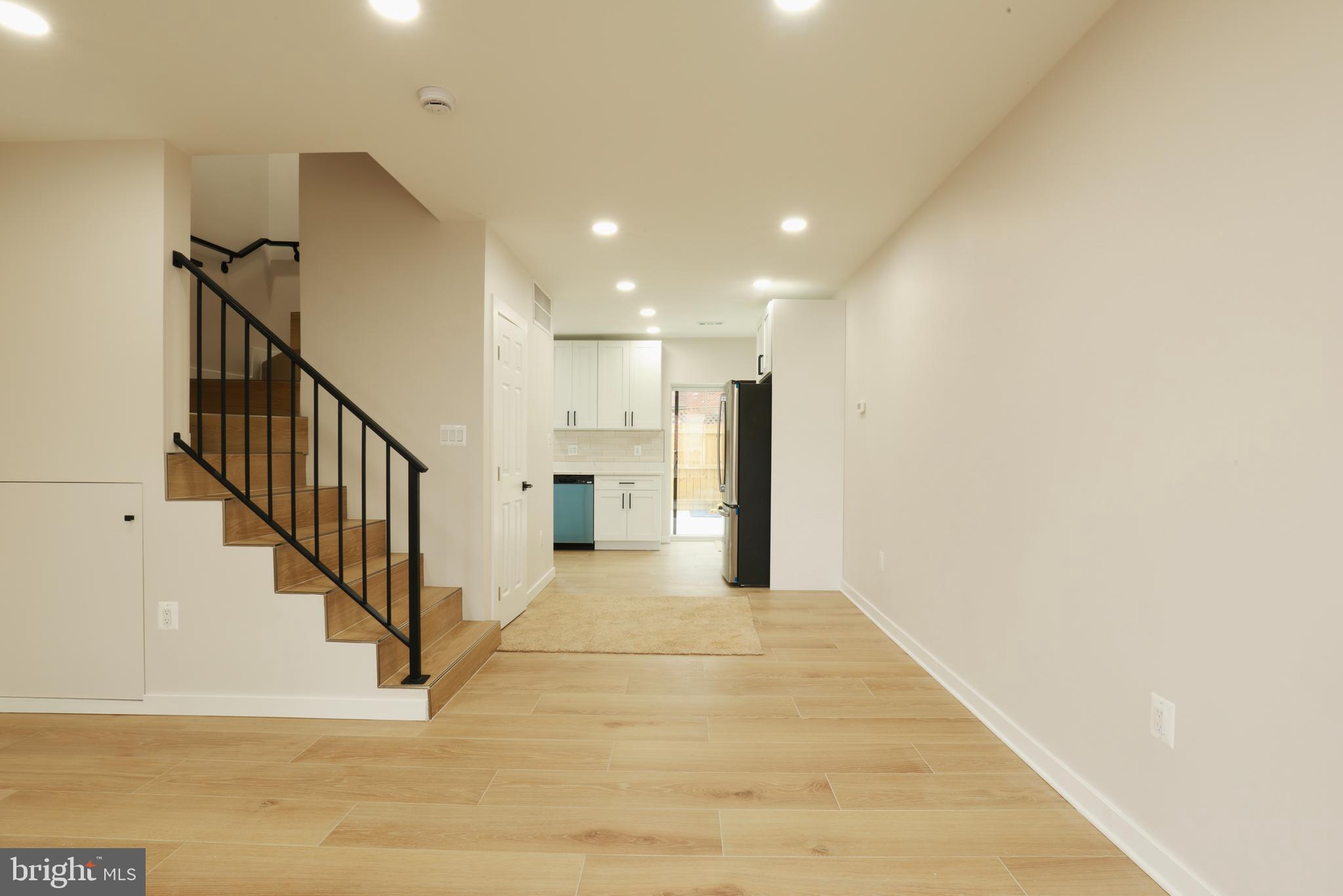 1625 Montello Avenue Northeast Washington, DC 20002 - Photo 4 of 20