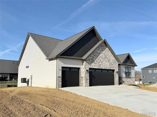 $588,888 | 1437 Guilford Place, Troy, IL 62294