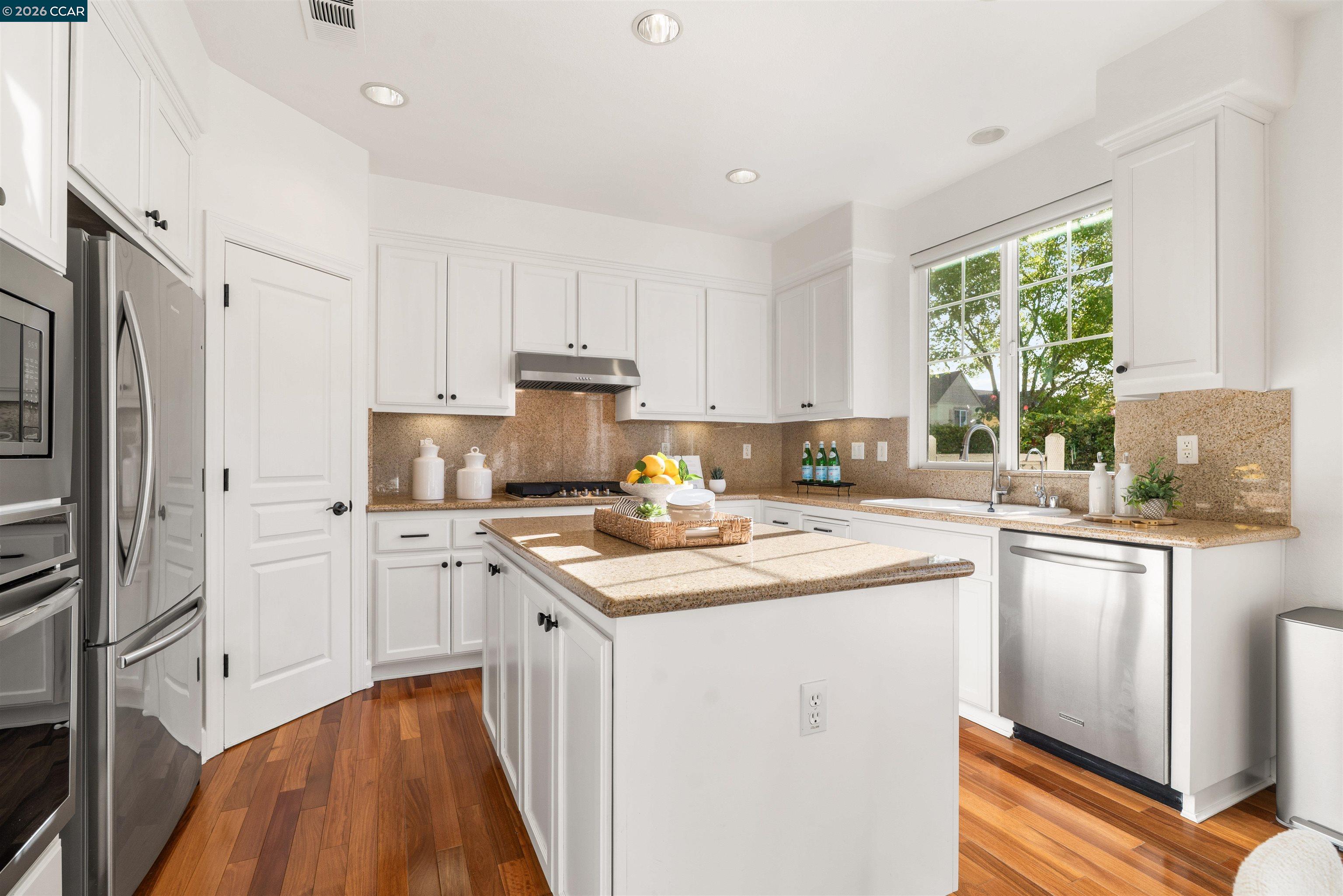 201 Latera Court San Ramon, CA 94582 - Photo 7 of 32