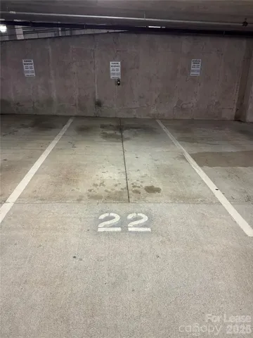 $2,100 | 715 North Church Street, Unit 301, Charlotte, NC 28202