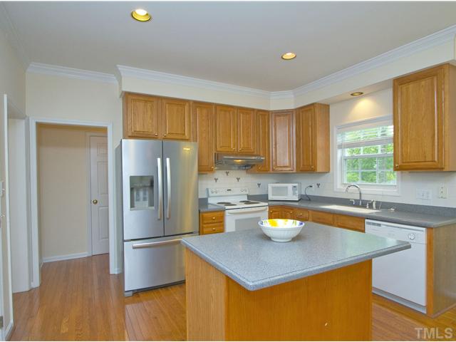303 Stablegate Drive Cary, NC 27513 - Photo 13 of 25