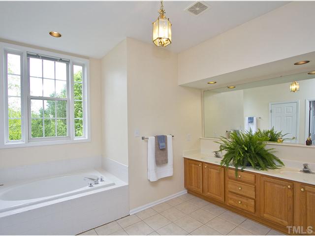 303 Stablegate Drive Cary, NC 27513 - Photo 18 of 25