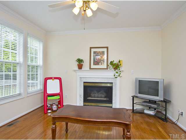 303 Stablegate Drive Cary, NC 27513 - Photo 8 of 25