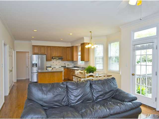 303 Stablegate Drive Cary, NC 27513 - Photo 9 of 25
