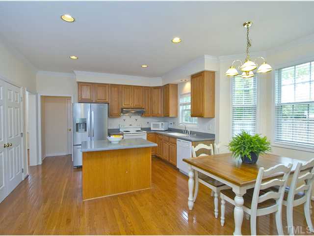 303 Stablegate Drive Cary, NC 27513 - Photo 10 of 25