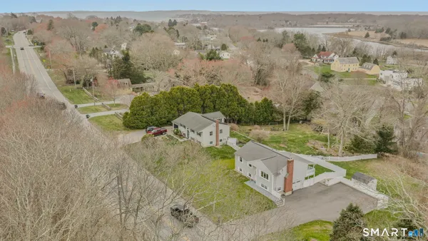 $599,999 | 541 Groton Long Point Road, Groton, CT 06340