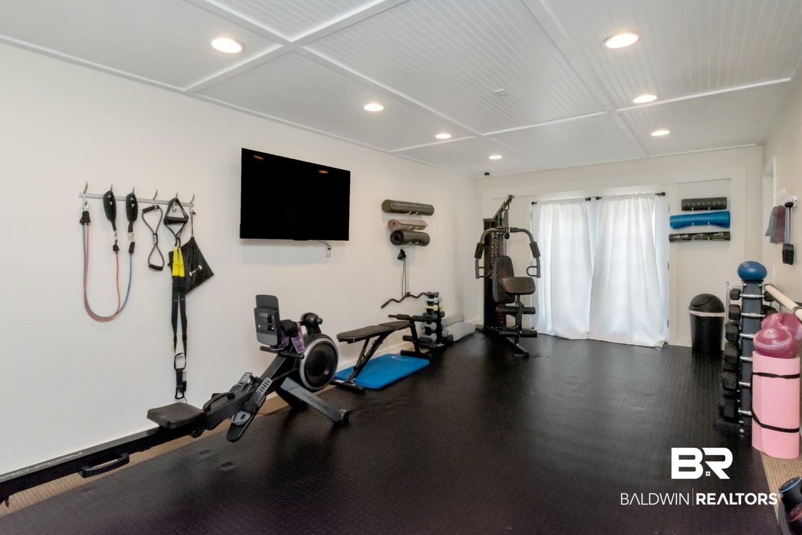 4810 Mums Court Mobile, AL 36608 - Photo 44 of 50 Exercise room featuring recessed lighting
