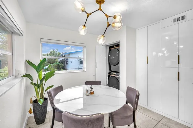 $4,500 | 4521 Southwest 34th Drive, Fort Lauderdale, FL 33312