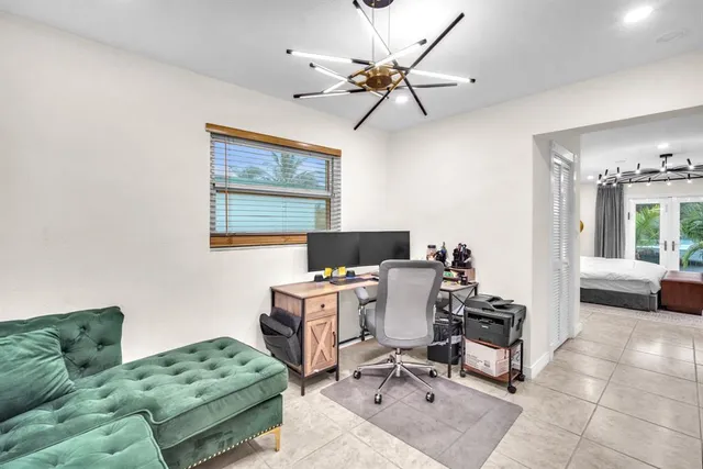 $4,500 | 4521 Southwest 34th Drive, Fort Lauderdale, FL 33312