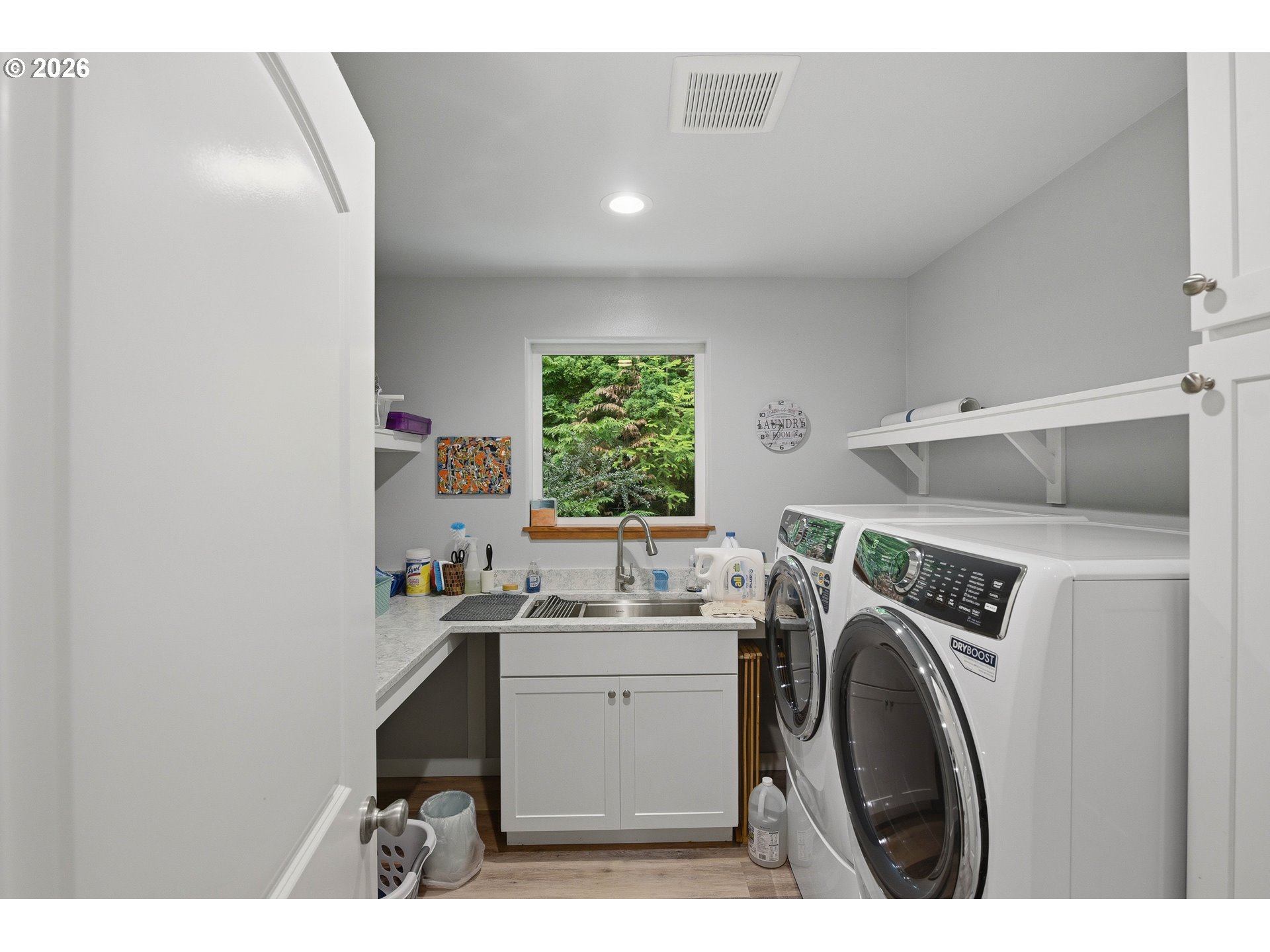 2256 Timberline Drive Coos Bay, OR 97420 - Photo 16 of 44