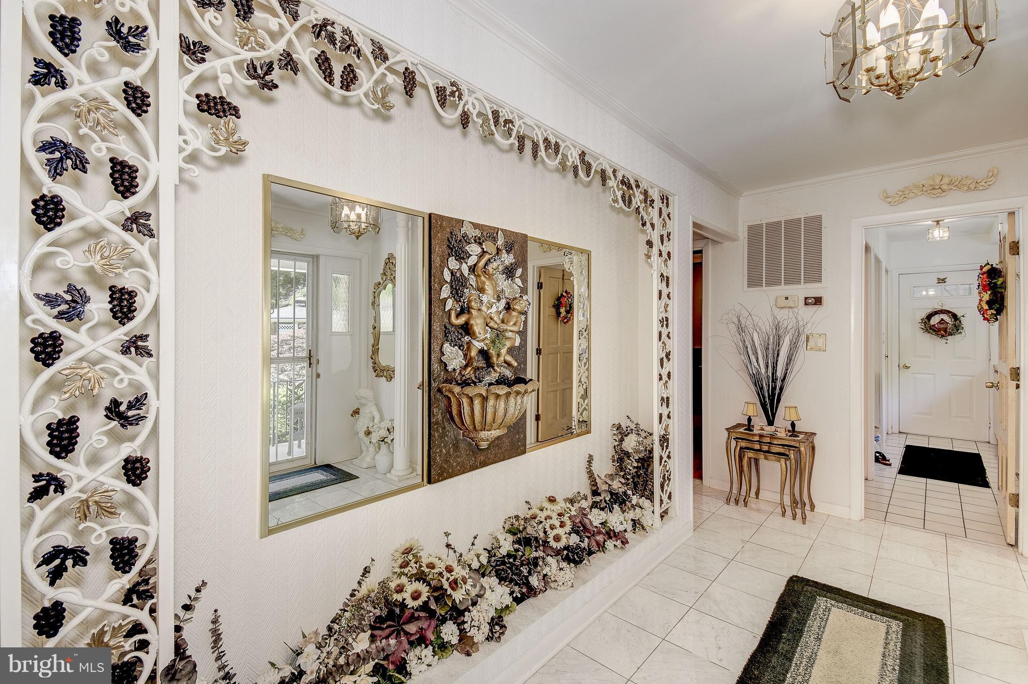 9210 Riverside Drive Fort Washington, MD 20744 - Photo 3 of 30 Foyer