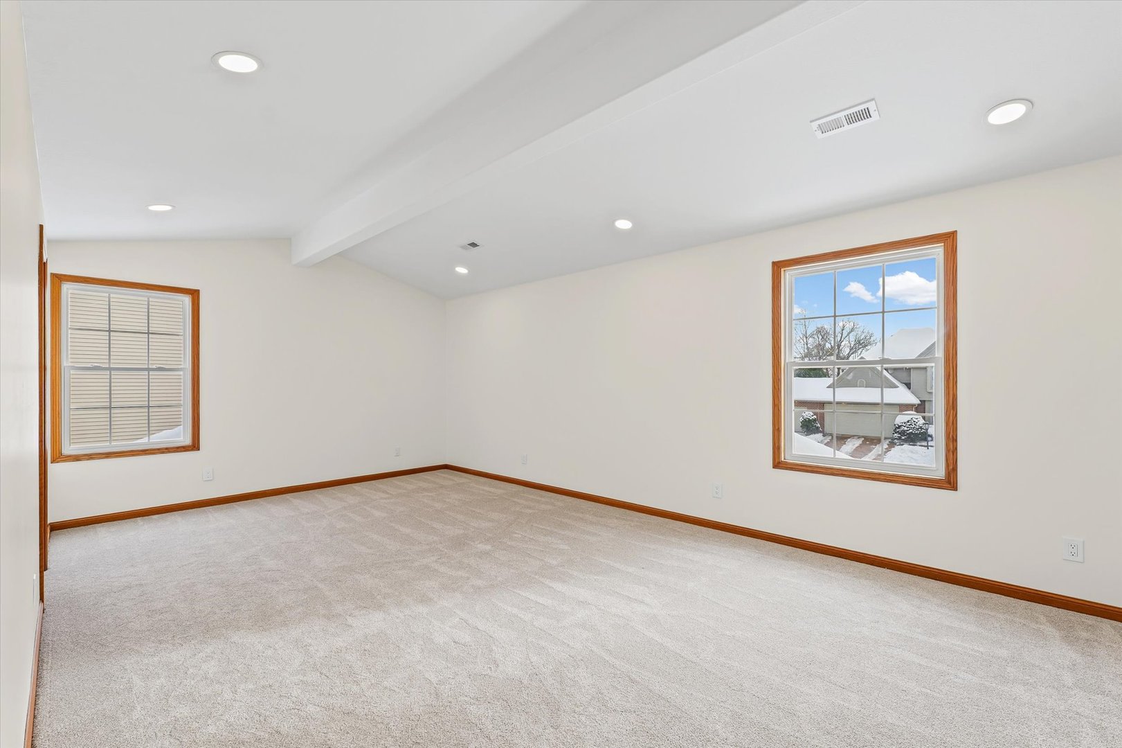 3308 Pebblecreek Place Champaign, IL 61822 - Photo 31 of 57 an empty room with windows and closet