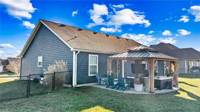 $295,000 | 5421 Catalina Trail, Sellersburg, IN 47172