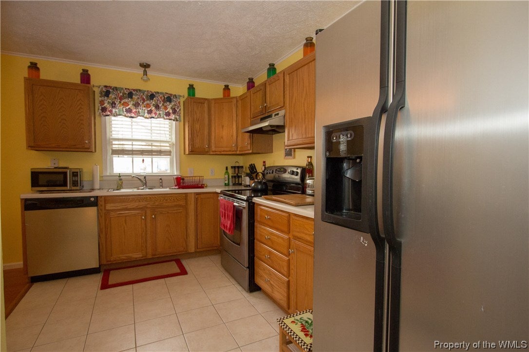 332 Riverside Drive Lanexa, VA 23089 - Photo 8 of 29 Gallery Image 8