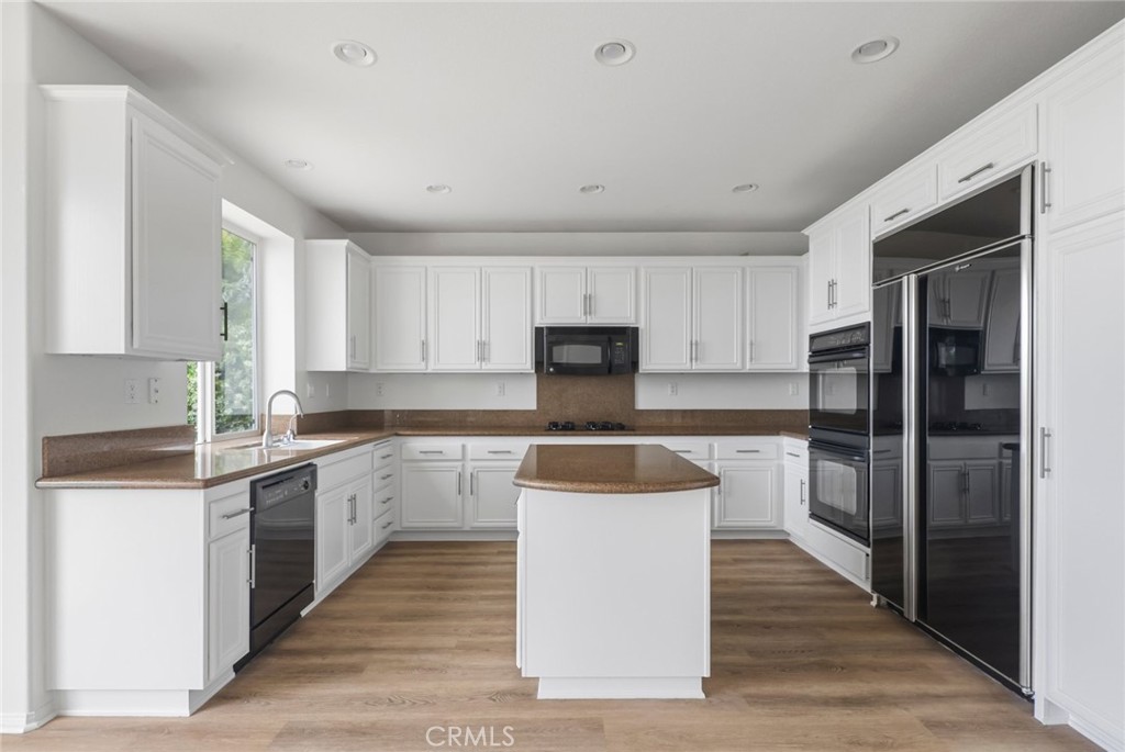 20616 Vercelli Way Porter Ranch, CA 91326 - Photo 18 of 54 Gallery Image 18