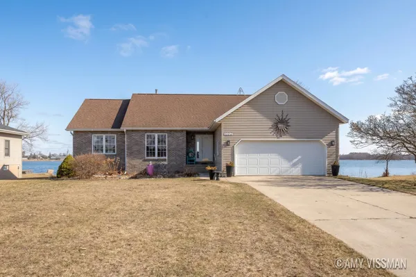 $525,000 | 10210 Collard Drive, Lakeview, MI 48850