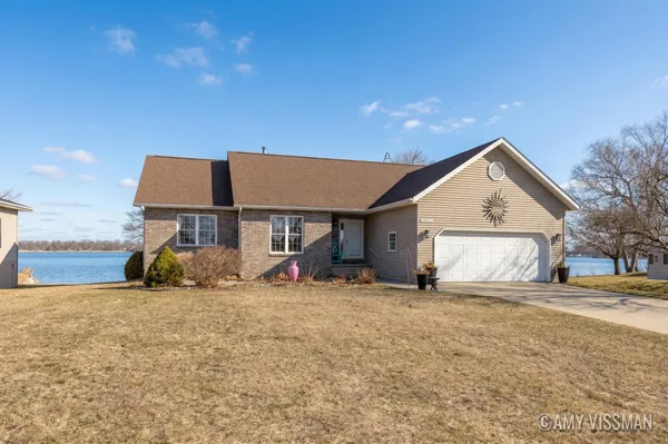 $525,000 | 10210 Collard Drive, Lakeview, MI 48850