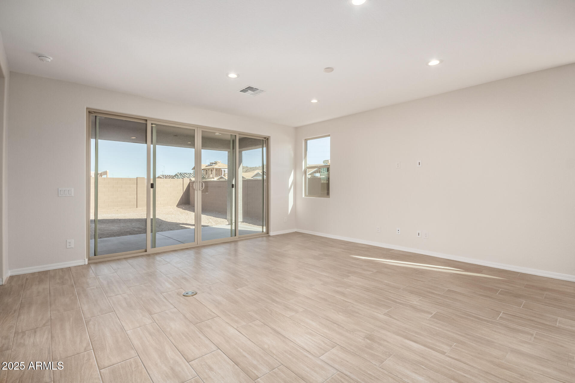 5008 West Roundhouse Road Laveen, AZ 85339 - Photo 7 of 36 10 Roundhouse