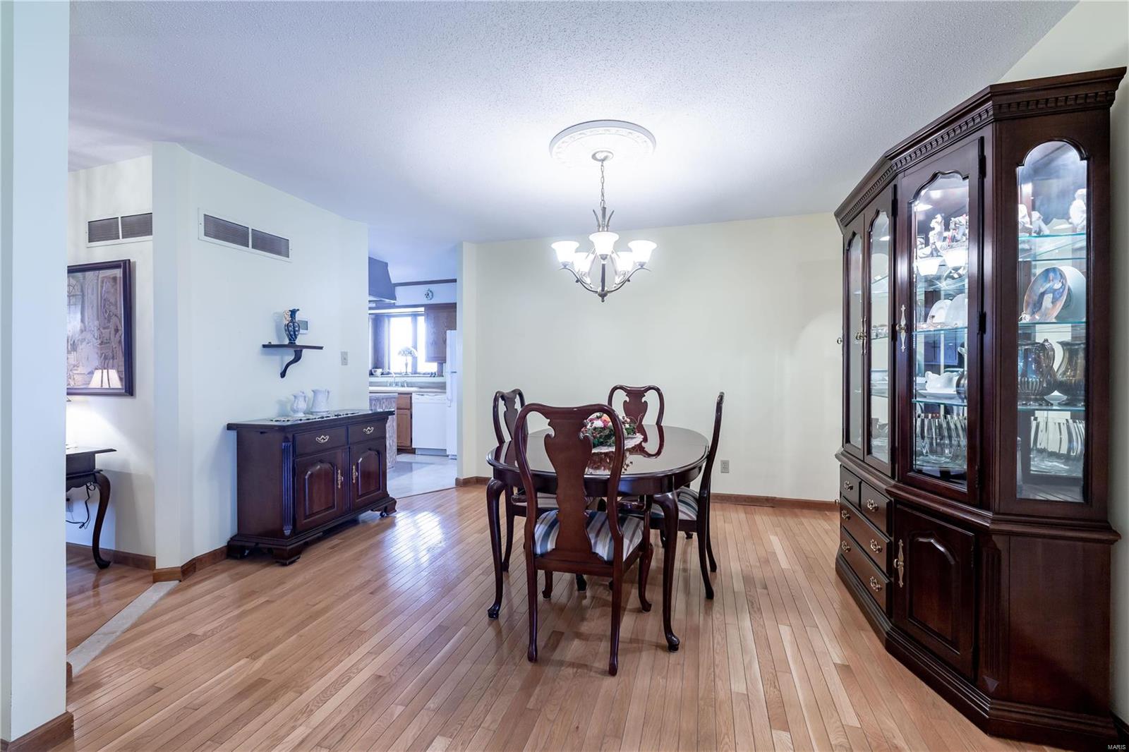 5437 Hazel Road Edwardsville, IL 62025 - Photo 7 of 19