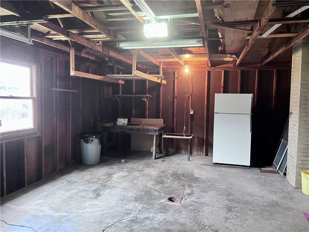 218 Locust Street Rural Valley, PA 16249 - Photo 32 of 35