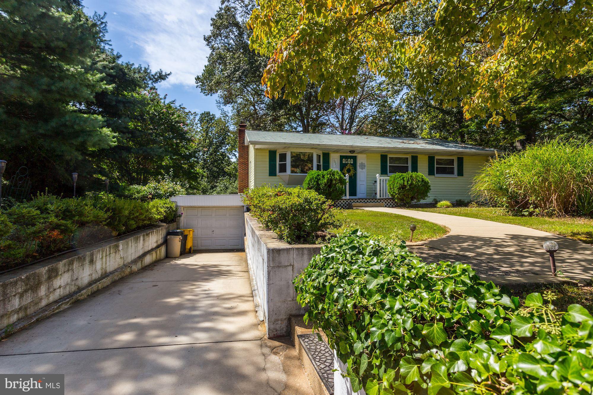 One of few homes with a garage