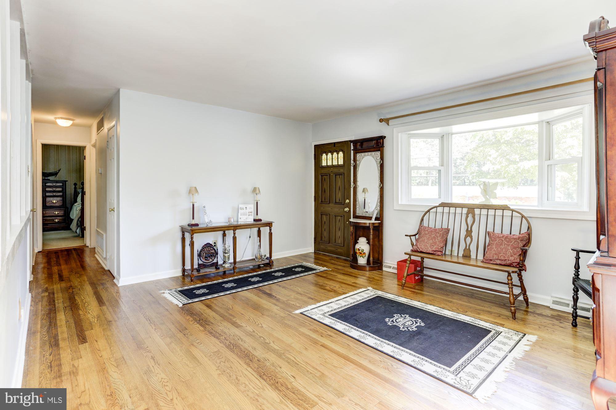1531 Long Point Road Pasadena, MD 21122 - Photo 9 of 33 Gallery Image 9