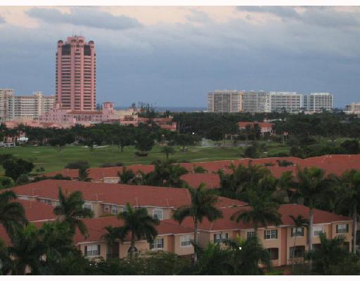 99 Southeast Mizner Boulevard, Unit PH 29 Boca Raton, FL 33432 - Photo 1 of 8 Primary Photo