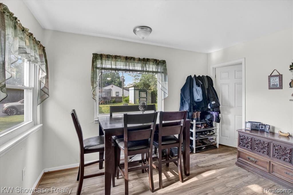 23637 Superior Road Taylor, MI 48180 - Photo 10 of 33