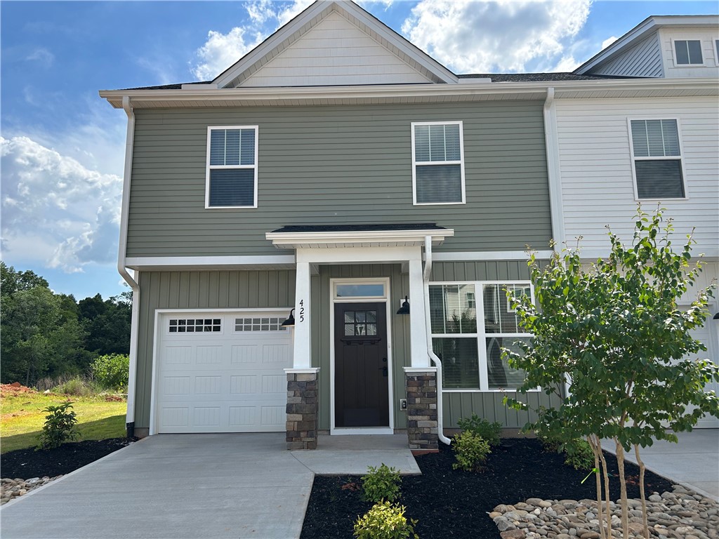 425 Bee Cv Way Pendleton, SC 29670 - Photo 1 of 19