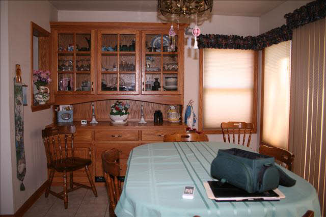 3603 North Custer Road Monroe, MI 48162 - Photo 9 of 16 20095152-8.JPG