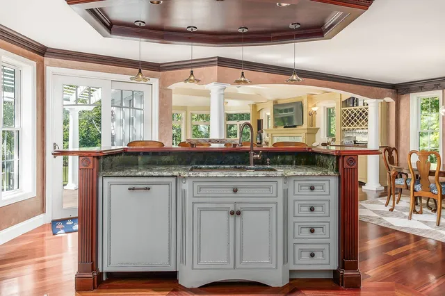 $1,399,000 | 4 Kildary Drive, Stratham, NH 03885