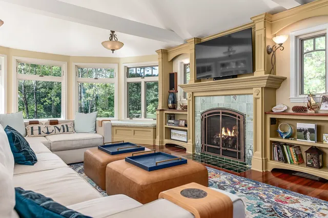 $1,399,000 | 4 Kildary Drive, Stratham, NH 03885