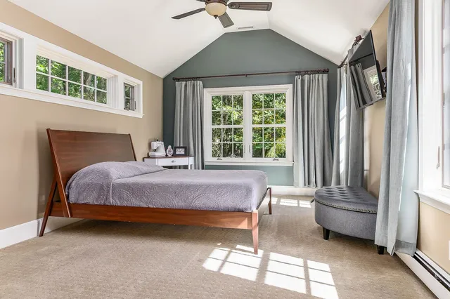 $1,399,000 | 4 Kildary Drive, Stratham, NH 03885