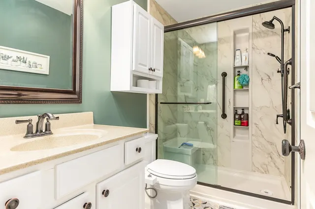 $1,399,000 | 4 Kildary Drive, Stratham, NH 03885