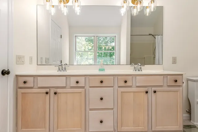 $1,399,000 | 4 Kildary Drive, Stratham, NH 03885