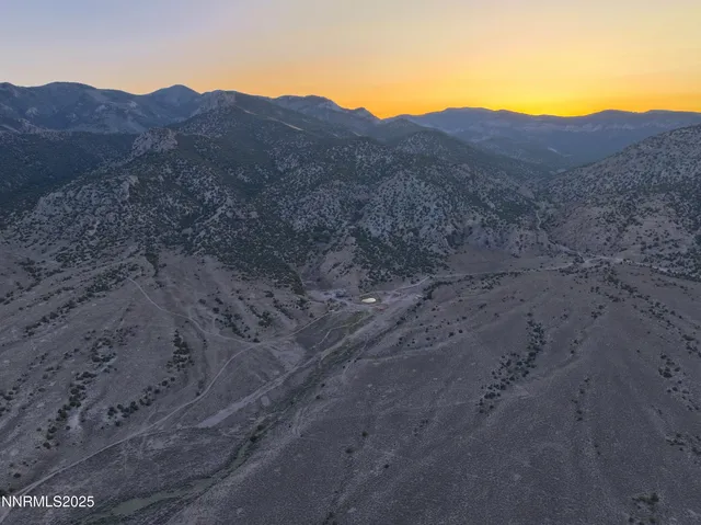 $1,450,000 | 3350 Ikes Cyn Road, Round Mountain, NV 89045