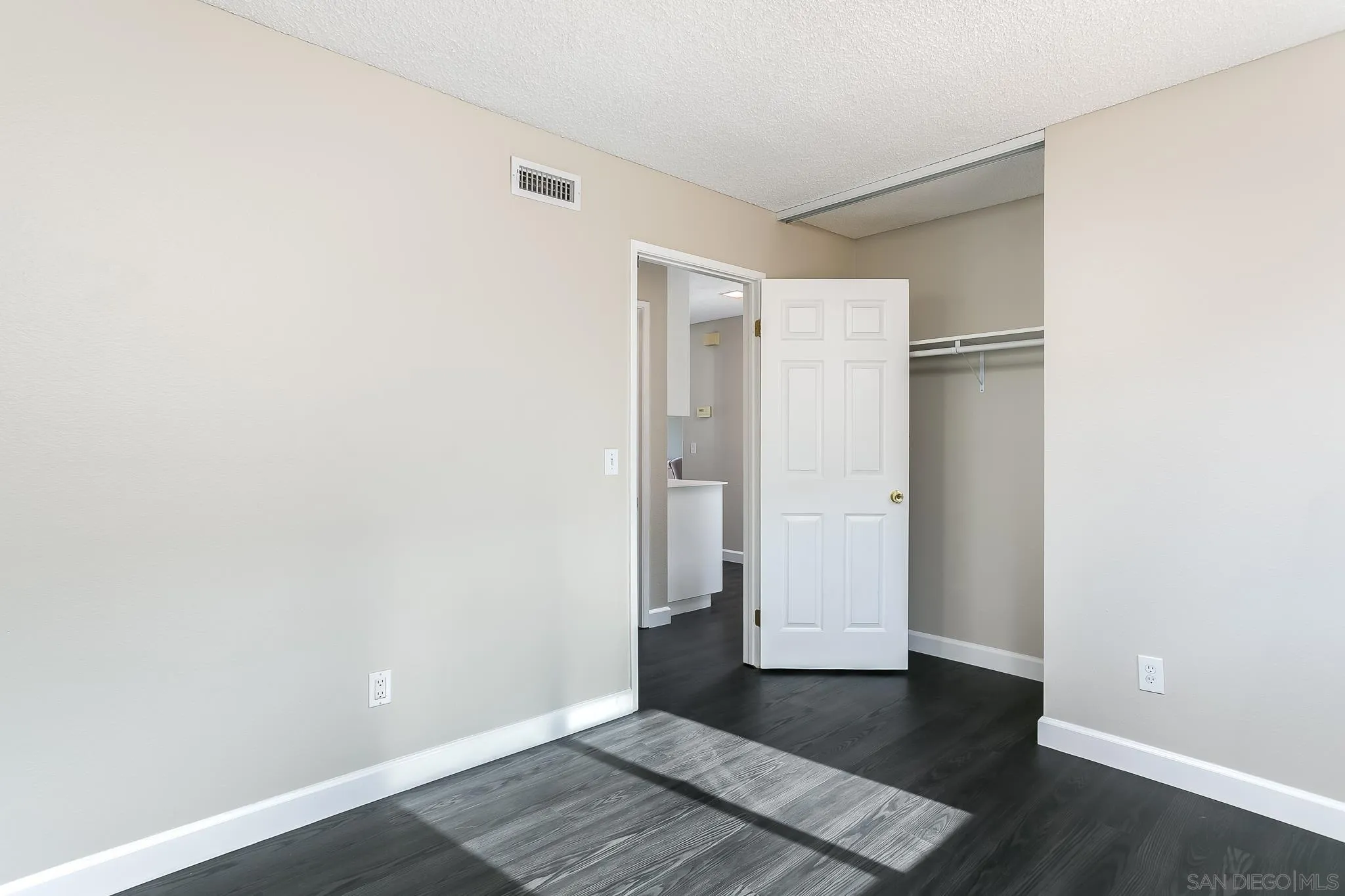 660 Rue Parc Chula Vista, CA 91913 - Photo 23 of 37 Gallery Image 23