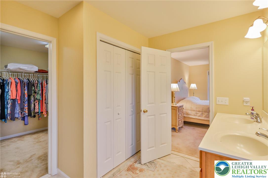 4137 Ross Road Bethlehem, PA 18020 - Photo 18 of 23 Gallery Image 18
