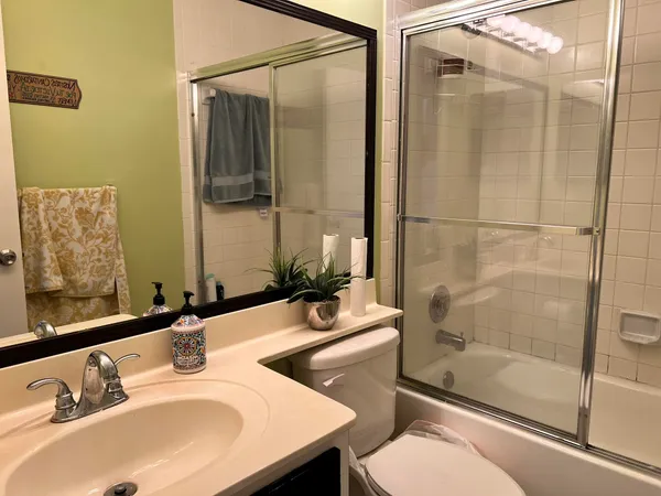 $3,500 | 6787 Via Regina, Boca Raton, FL 33433