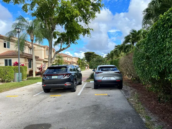 $3,500 | 6787 Via Regina, Boca Raton, FL 33433