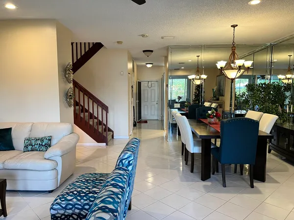 $3,500 | 6787 Via Regina, Boca Raton, FL 33433