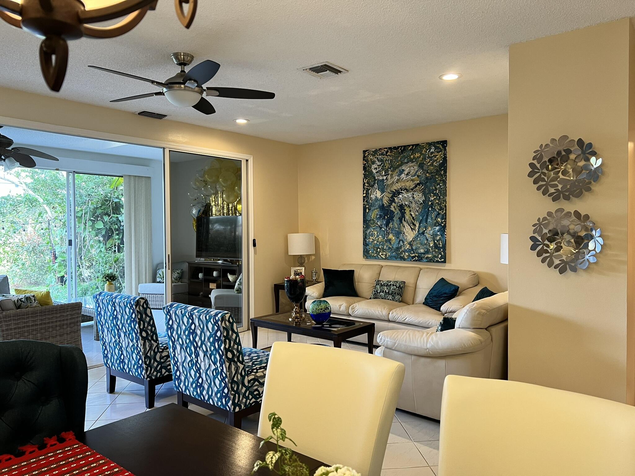 6787 Via Regina Boca Raton, FL 33433 - Photo 9 of 39 Living Room