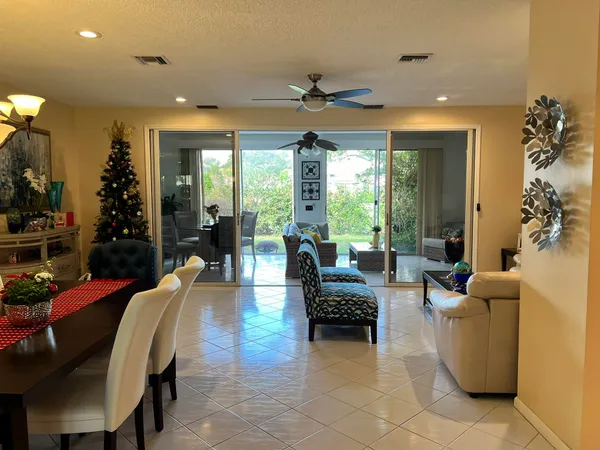 $3,500 | 6787 Via Regina, Boca Raton, FL 33433