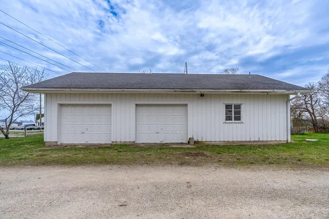 $375,000 | 501 East Alquina Road, Connersville, IN 47331