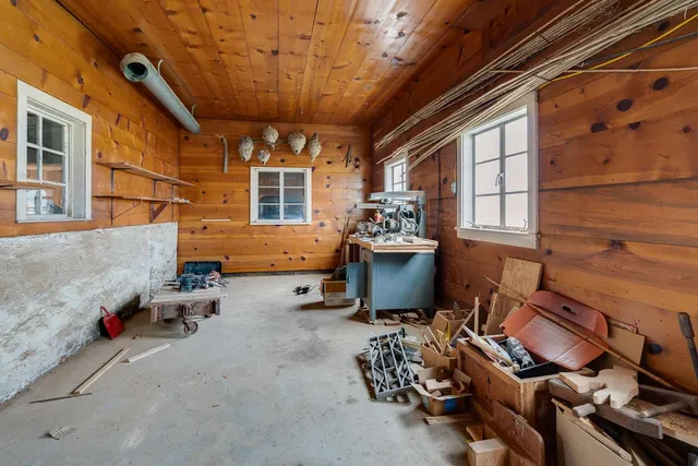 $375,000 | 501 East Alquina Road, Connersville, IN 47331